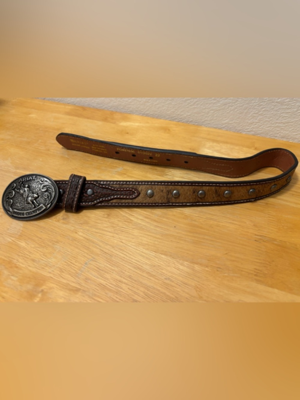 Ariat 22 Rodeo Brown Studded Kids' Genuine Leather Belt with Calf Hair-On Detail - Picture 2 of 8